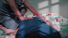 seorang pria yang bertetangga dengan istri teman kantornya terlibat mesum, ketika istri tetangga tersebut sedang hamil