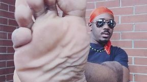 Crossed and uncrossed male soles [2025]