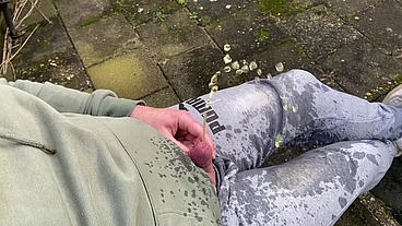 Another selfpiss outside [2024]