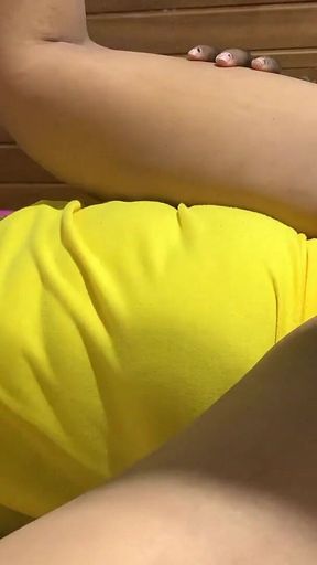 Sri Lankan Teen Juicy Pussy Get Hard Fuck