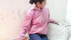 Soyi hui step daughter ko ghar me band kar ke pel diya