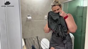 MILF with Her Sexual Fantasy Smelling the Boy&#039;s Underwear