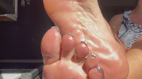 Sun-kissed Soles n Toes JOI POV