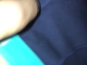 me toco en la cama