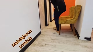 رفتم اداره گذرنامه مو تمدید کنم اجازه شوهرم نداشتم جاش اجازه رییس رو گرفتم،داستانی مکالمه فارسی 🤤