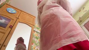 Queen from Orient fuck dildos on the mirror