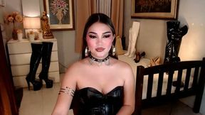 Trish Reds Private Show