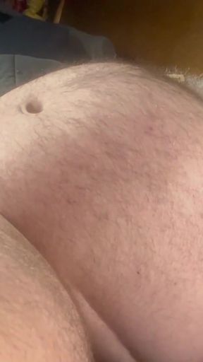 Thrilling moment from "Hairy belly bear beat off"