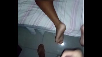 Coloquei a cueca de lado e meti a rola na morena da bunda  gostosa  Caseiro Amador Lunna vaz e Luc&atilde_o