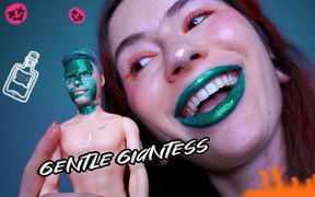 Gentle Giantess Poison Ivy Toxic Kiss