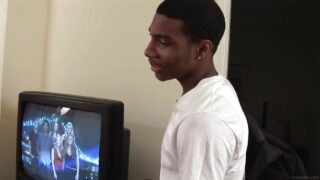 минет, пара, черные, без седла, члены – молодые худые подростки-геи-шлюхи, большой черный член получает анальный трах