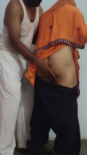 Father-in-law Fuck his Doughter in low   Clip 1