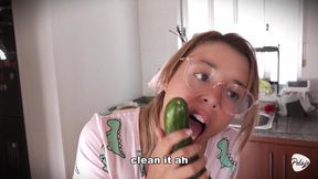 The maid fucks the vegetables  She cums in the kitchen