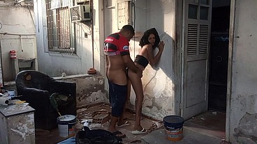 Metendo ate as bolas no cu da minha cunhada