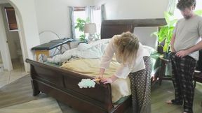 Cleaning MILF gets fucked and squirts all over stepson