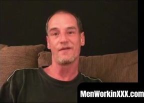 MenWorkinXXX.com - Mature homo masturbates hard while fingering his tight asshole