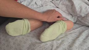Custom request: Lizzy's sleepy toe sucking and foot fetish session