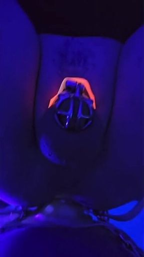 Glow in the Dark Nye Anal Pegging