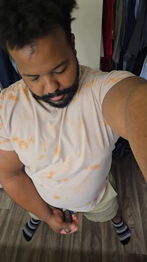 Sexy Daddy Jerks It While Getting Dressed