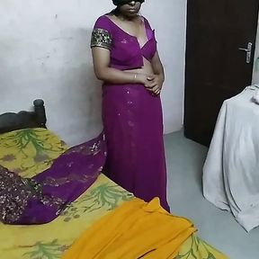 Indian housewife puts her husband&#039;s penis in her mouth