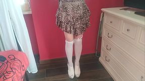 Busty doctor checks if you already know how to ejaculate-la dottoressa tettona controlla se sai gi&agrave_ eiaculare ITALIAN