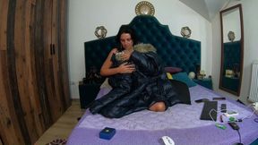 Preview-milfycalla-i Can't Get Enough of Masturbating with This Green Fur Long Jacket 189