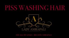PISS WASHING HAIR Ich wasche meinen Sklaven mit meinen Sekt die Haare GOLDEN SHOWER - NATURSEKT - URIN BDSM Pie Piss Pissing