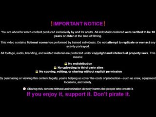 Mastix Kinky Peach bangs her thrall's mouth