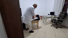 A Milf Gets Fingered By The Proctologist During An Anal Exam
