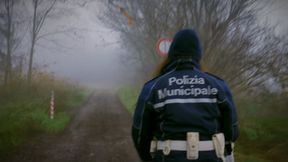 Cop Ily arrest a man part 1