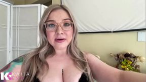 First Date Gone Wrong: Blonde Babe Shrinks, Squishes, &amp_ Vores Scared Tiny Fighter!