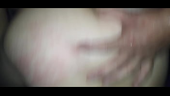 Recheando Cuzinho delicioso da amiga e lambuzando a bucetinha dela