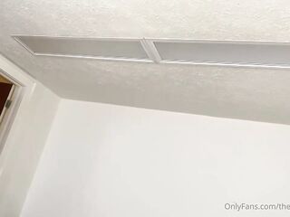 Hawt, Black chick with ample assets is having hardcore sex in the midst of the night