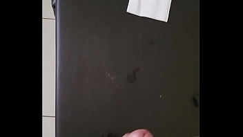 Sentia los huevos bien llenos