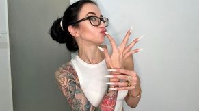 Finger snapping and sucking, HOT WHITE color long nails, sharp claws