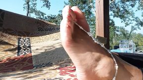 filming my girlfriends&#039; while she sits back