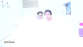 lots of foam in the jacuzzi part 1