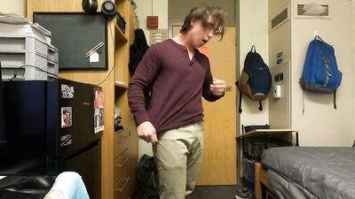 Muscular Student Uses Anal Fleshlight in Dorm