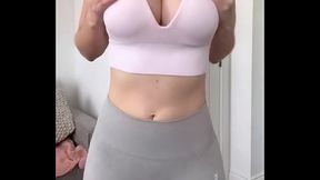 Ready for a good workout...who&rsquo_s helping? #gym #gymgirl