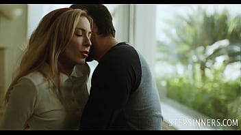 Don&#039_t Resist Step Sis.. I Know You Want It - Aiden Ashley | StepSinners