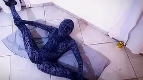 Flexi Chick In Zentai Suit - Watch4Fetish