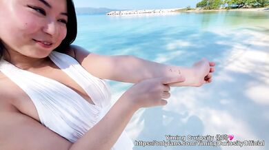 YimingCuriosity 依鸣 - Caribbean SEX VLOG rough doggy on Beach / Asian Chinese amateur public outdoor