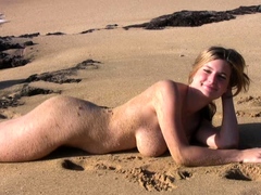 Tasty amateur blonde babe masturbating on web cam