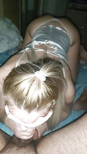 Student Makes a Deep Blowjob and Sperm Flows Out of Her Mouth