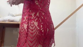 hana change from nake sexy  to wear ugly dess