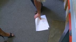 von der neuen kollegin einen runterholen lassen - handjob