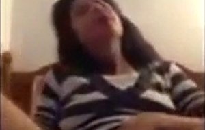 Hot arab girl masturbating on webcam