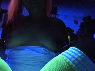 Neon Tit