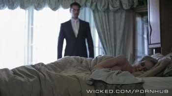 Brandi Love Wakes Up to a Hung Stud's Desire