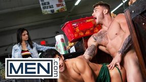 Aufräumen in Gang 69 / MÄNNER / William Seed, Ty Mitchell